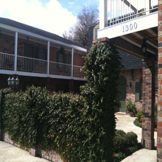 1300 Exterior Front Left.jpg